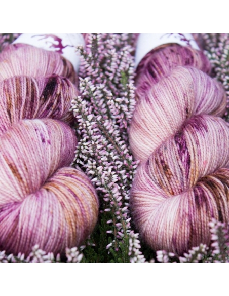 Hand-dyed sock yarn | Nina Hand Dyed Yarns Twist Sock | Fields of Yarn