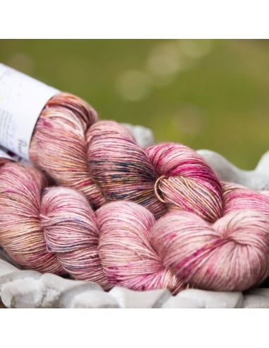 Handgefärbtes Seidengarn | Nina Hand Dyed Yarns Pearl
