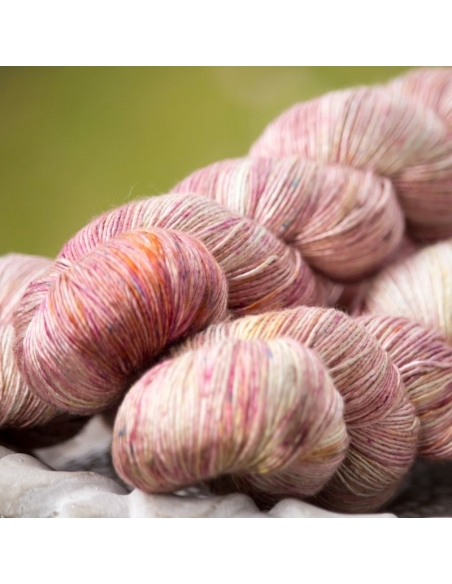 Handgefärbtes Seidengarn | Nina Hand Dyed Yarns Pearl
