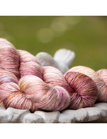 Handgefärbtes Seidengarn | Nina Hand Dyed Yarns Pearl
