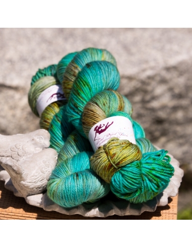 Nina Hand Dyed Yarns  Everyday DK ¦ worsted weight merino yarn