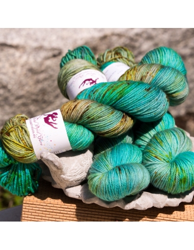 Nina Hand Dyed Yarns  Everyday DK ¦ worsted weight merino yarn