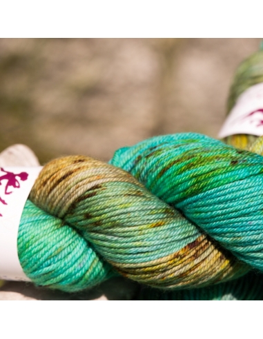 Nina Hand Dyed Yarns Everyday DK ¦ handgefärbtes Garn ¦ Merinowolle