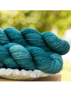 Nina Hand Dyed Yarns Everyday DK ¦ handgefärbtes Garn ¦ Merinowolle 2