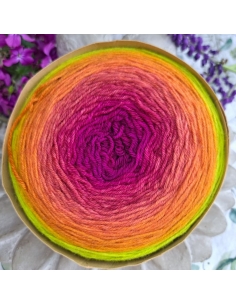 Bilum Loli | hand-dyed gradient yarn | merino yarn 2