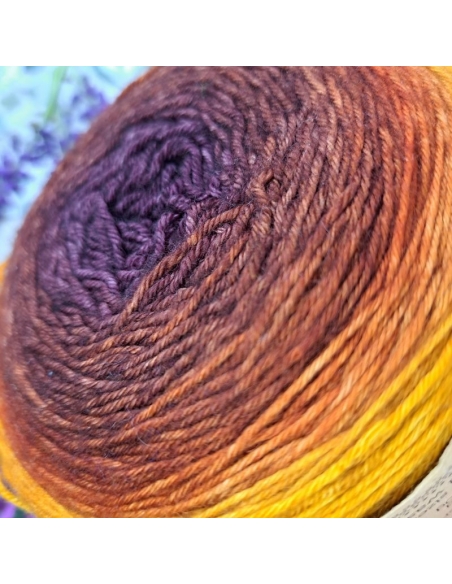 Bilum Loli | hand-dyed gradient yarn | merino yarn