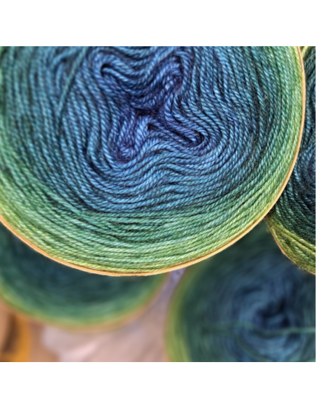 Bilum Bataplai| Farbverlaufsgarn | Handgefärbte Wolle