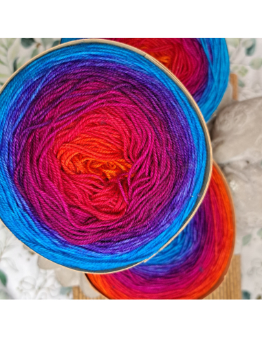Bilum Bataplai| hand-dyed gradient yarn | silk merino cashmere yarn