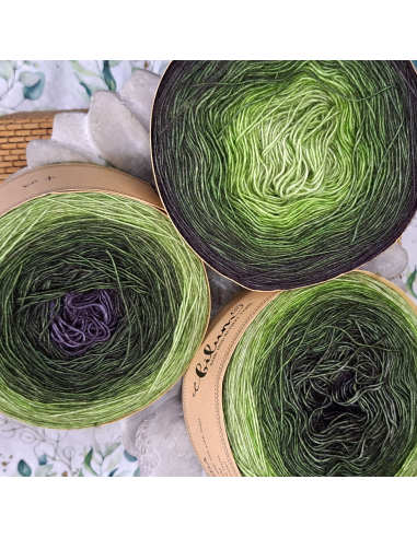 Bilum Namba2 | Hand-dyed gradient lace yarn | Yak and Silk yarn
