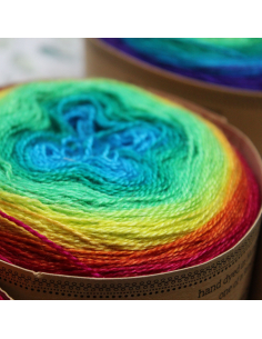 Bilum Maleo | Hand-dyed gradient lace yarn | Merino and Silk yarn 2