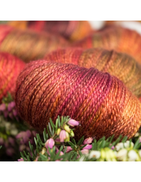 Nina Hand Dyed Yarns Lyra ¦ Merino Seide Lace-Garn ¦ Handgefärbte Wolle