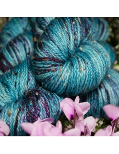 Nina Hand Dyed Yarns Donegal Aran ¦ Tweed Yarn ¦ Merino Yarn
