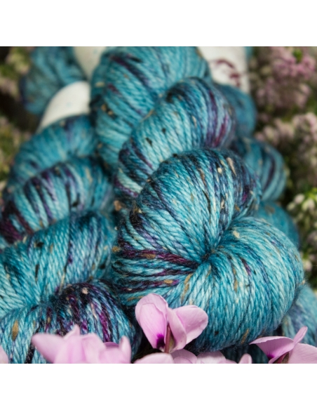 Nina Hand Dyed Yarns Donegal Aran ¦ Tweed Yarn ¦ Merino Yarn