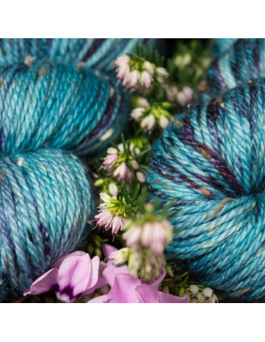 Nina Hand Dyed Yarns Donegal Aran ¦ Tweed Yarn ¦ Merino Yarn