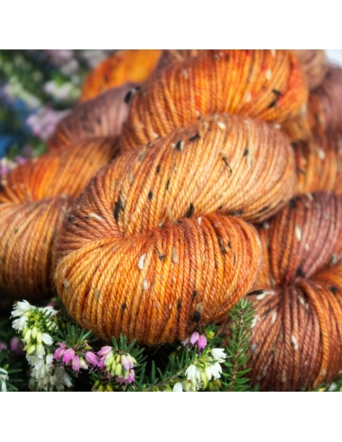 Nina Hand Dyed Yarns Donegal DK ¦ Tweed yarn