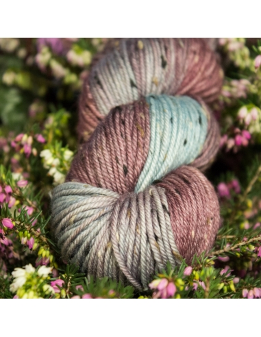 Nina Hand Dyed Yarns Donegal DK ¦ Tweed yarn