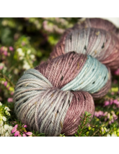 Nina Hand Dyed Yarns Donegal DK ¦ Tweed yarn