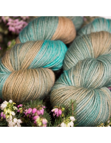 Nina Hand Dyed Yarns Everyday Sport ¦ Merinowolle zum Stricken